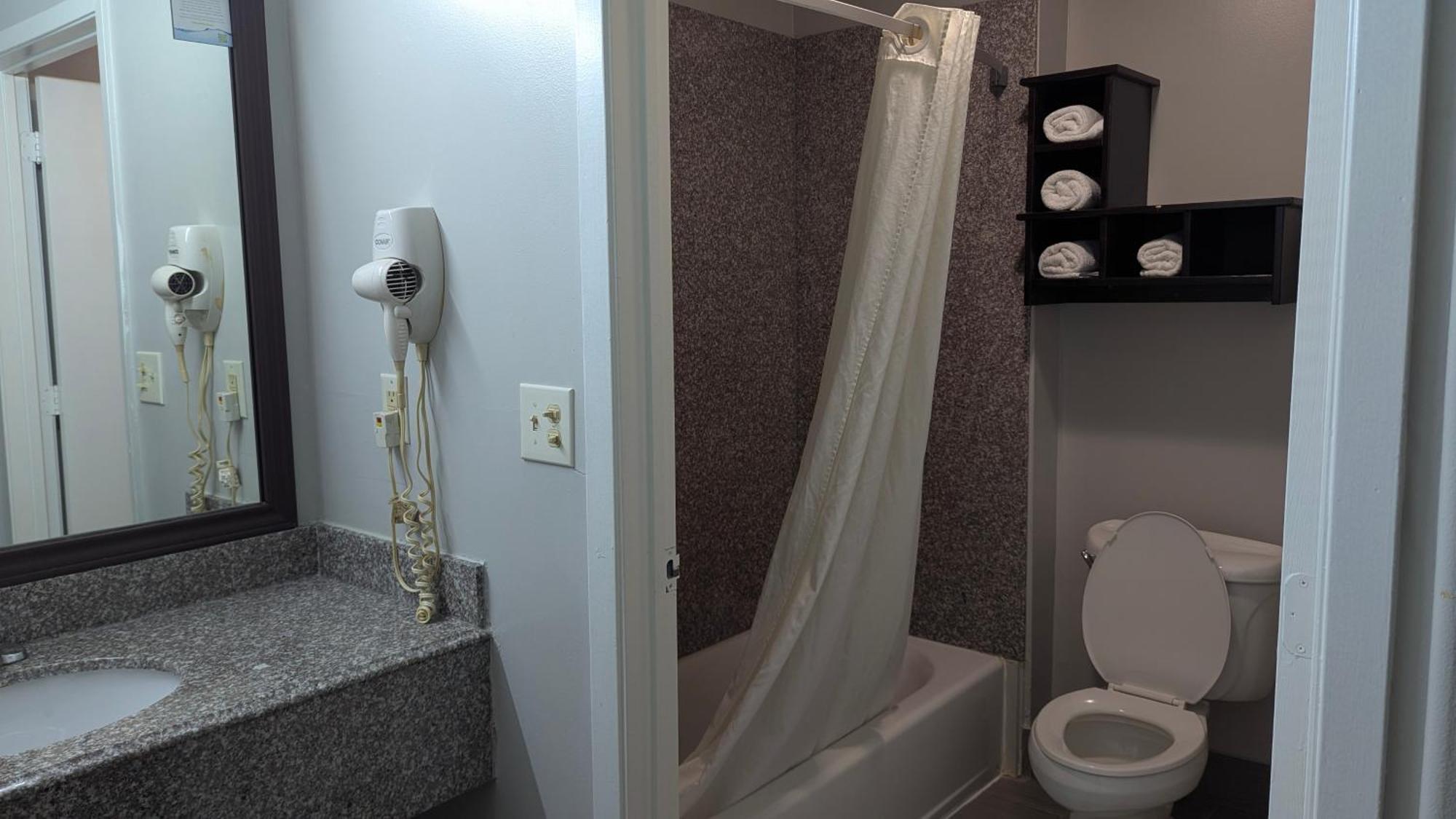 Super 8 By Wyndham Houston/Willowbrook Hwy 249 Esterno foto
