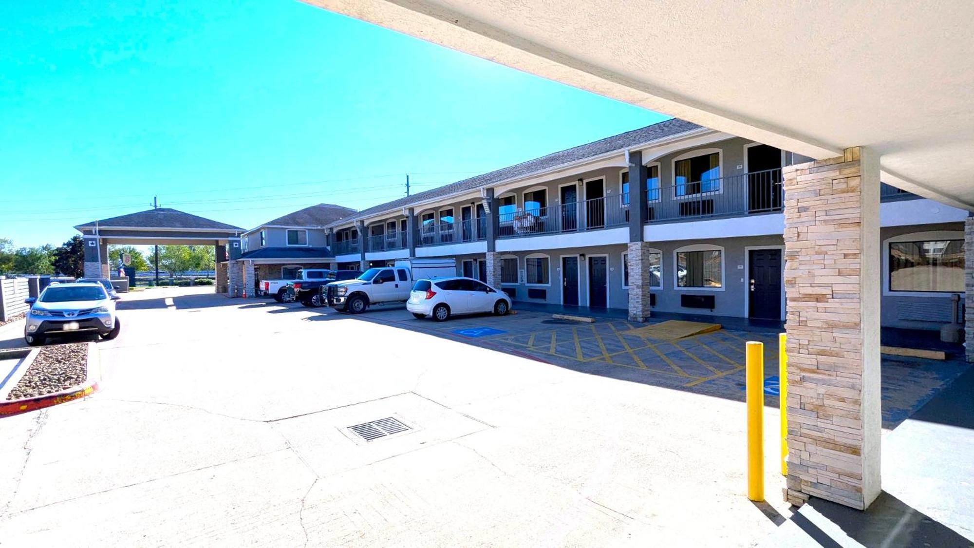 Super 8 By Wyndham Houston/Willowbrook Hwy 249 Esterno foto