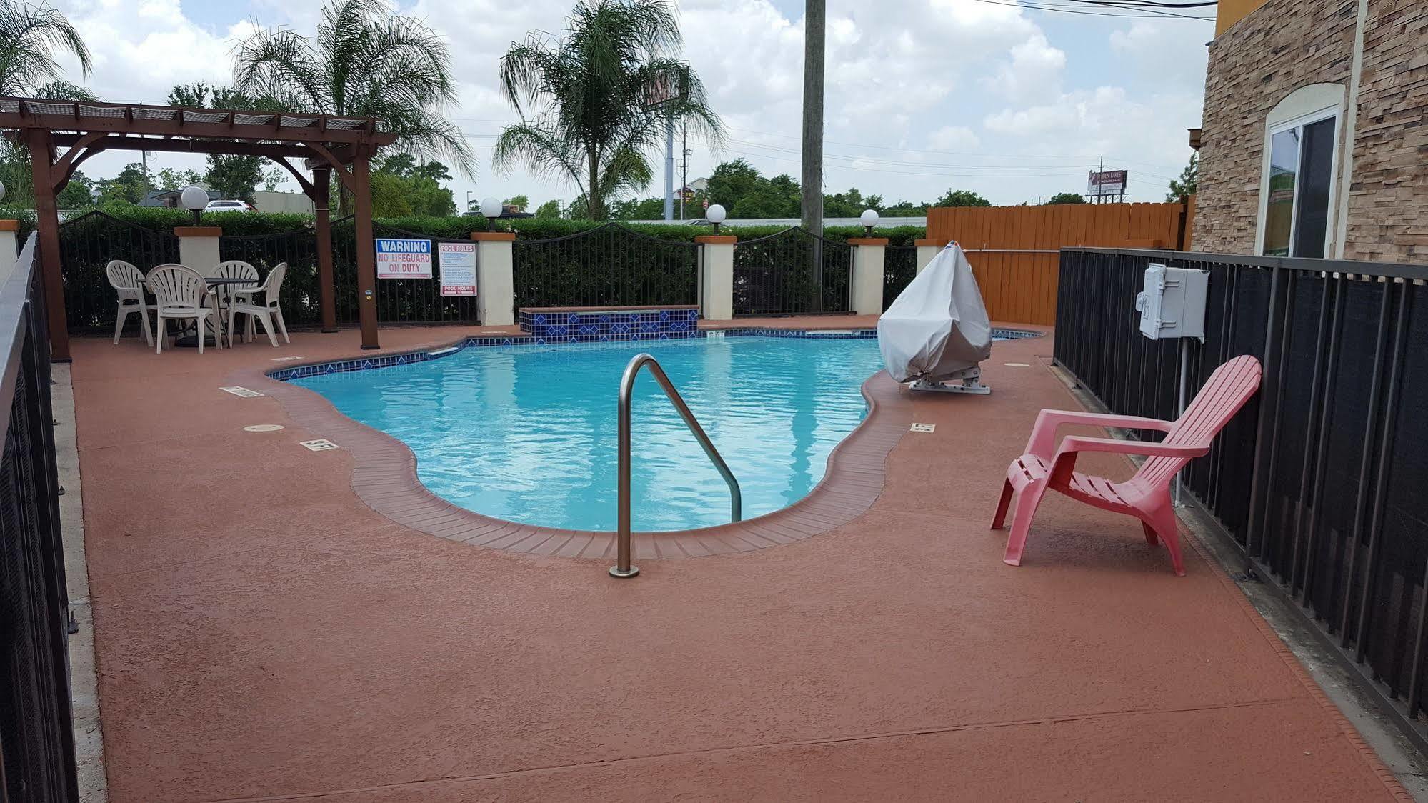Super 8 By Wyndham Houston/Willowbrook Hwy 249 Esterno foto